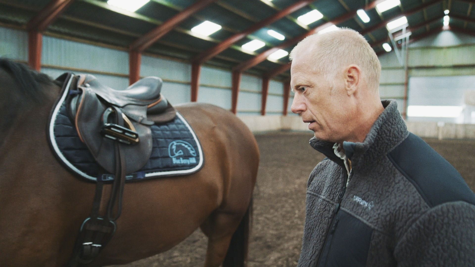 Morten Spiegelhauer med en hest